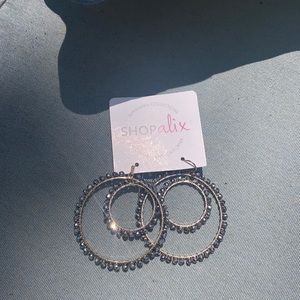 Grayish gemstone earrings with gold base